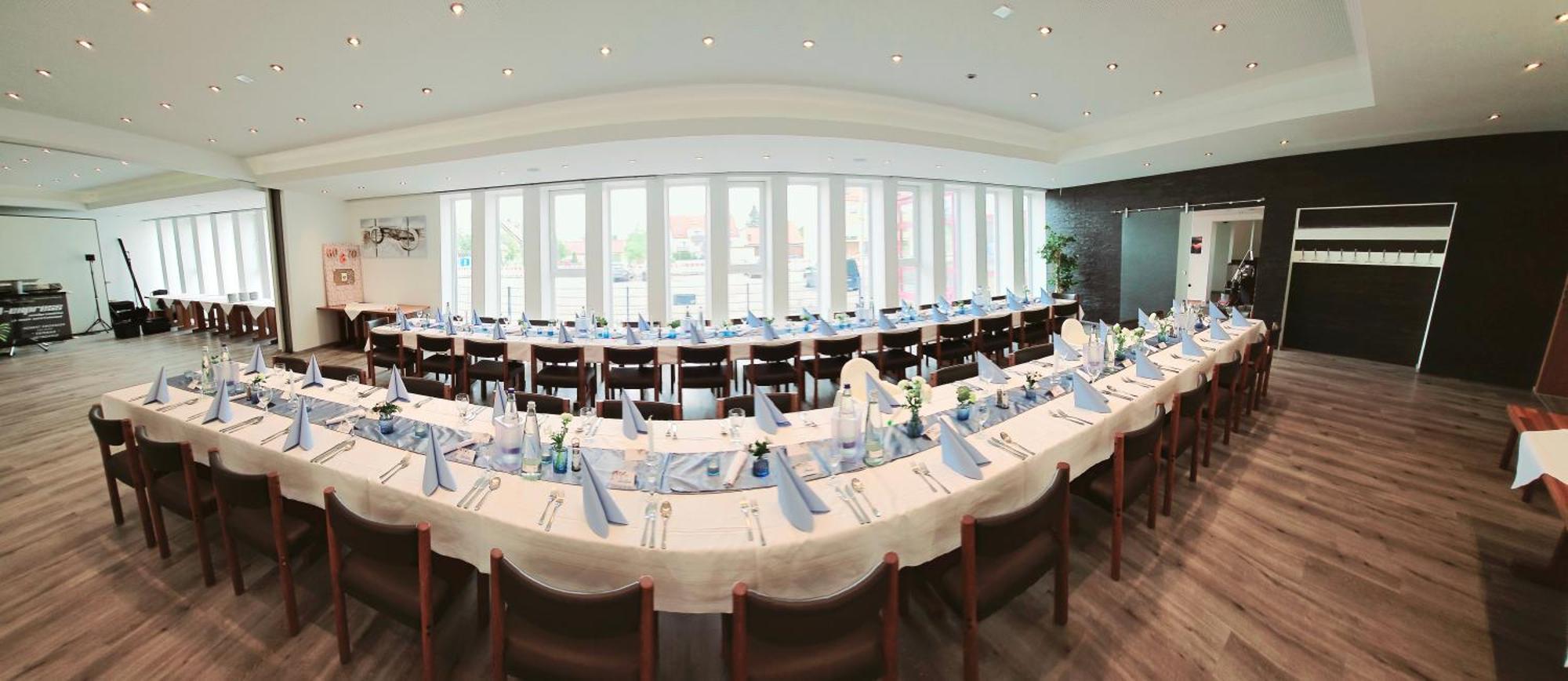 Hotel Krone Königsbrunn Екстериор снимка